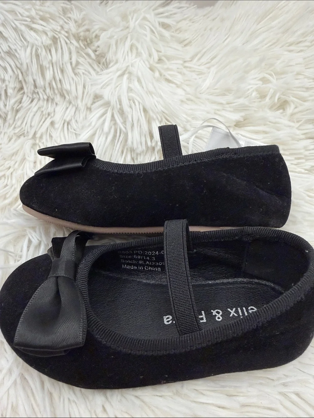 Felix & Flo Girls' Black Bow Mary Jane Dress Shoes